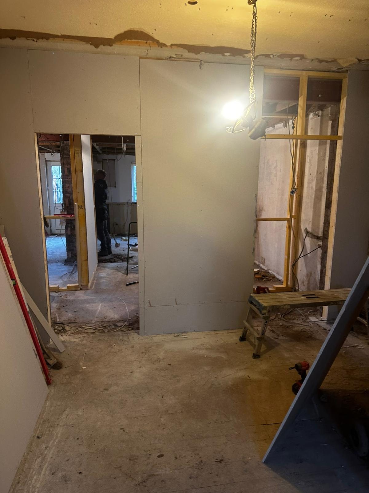 54 McConnell Road 工程中室內間隔
